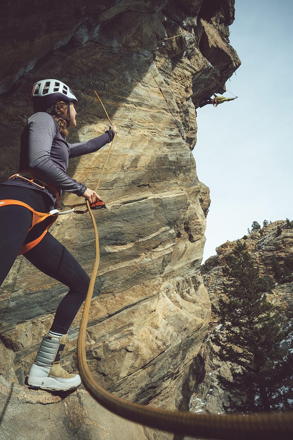 PETZL GRIGRI Belay Device - Belay Device with Cam-Assisted Blocking for Sport, Trad, and Top-Rope Climbing